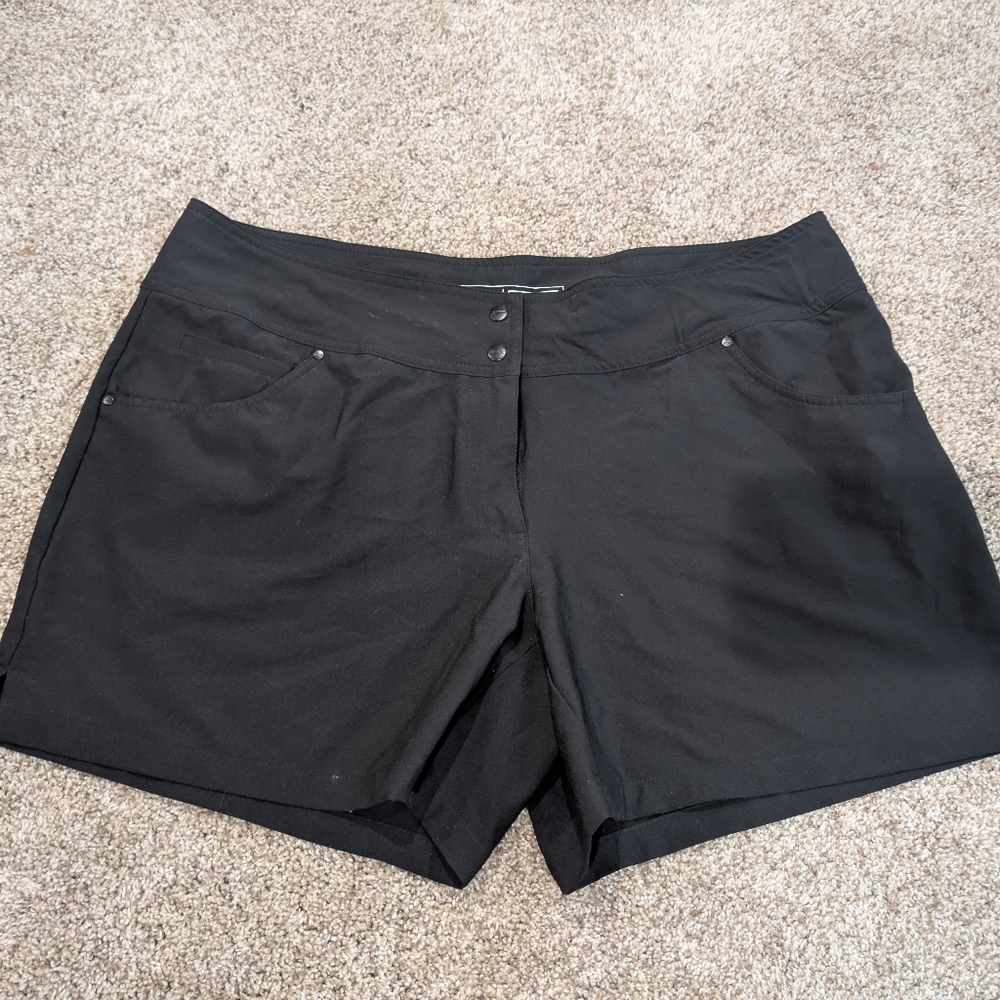 Slazenger Golf shorts size 12 Black